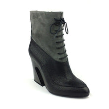 Lace-Up Ankle Boots Black / Grey